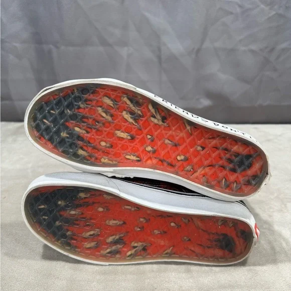 Vans x Stranger Things Sk8-Hi Reissue Sneakers - Picture 10 of 12